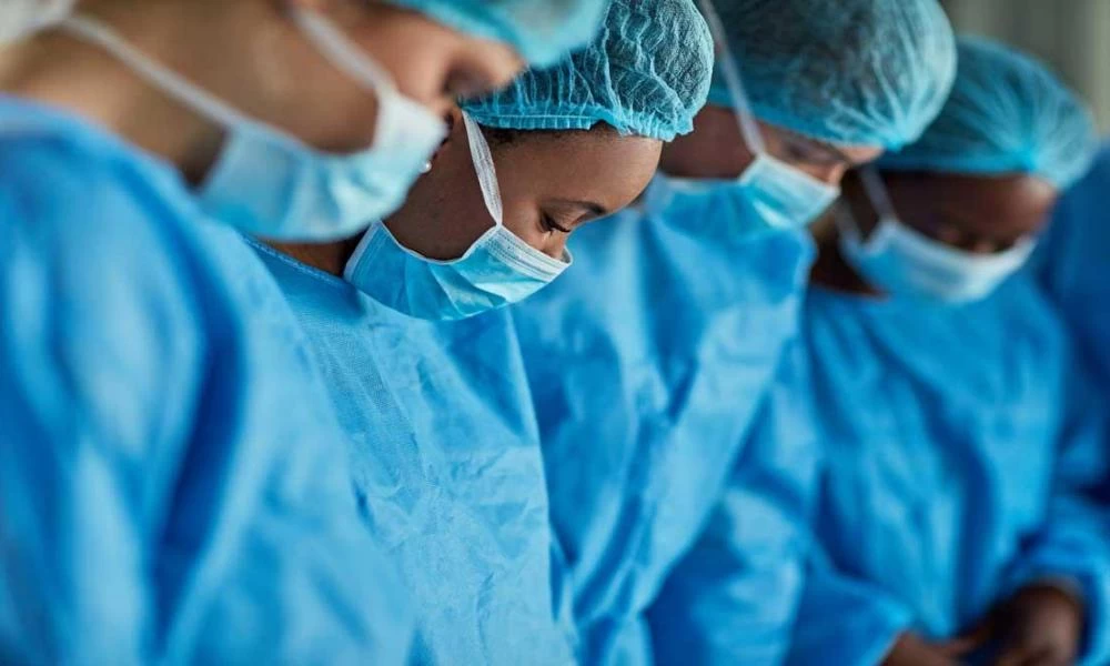 Απίστευτο! Γιατροί στον Καναδά "τζόγαραν" σε ασθενείς των επειγόντων